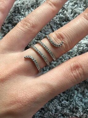 Express Swirl Snake Ring Size 6